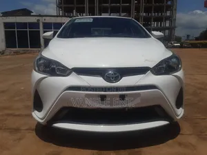 Toyota Yaris 2017 White