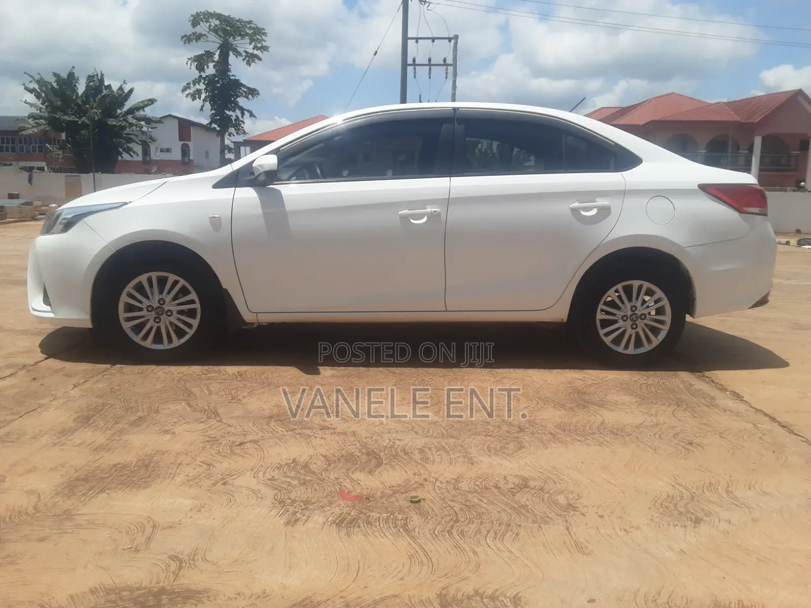 Toyota Yaris 2017 White