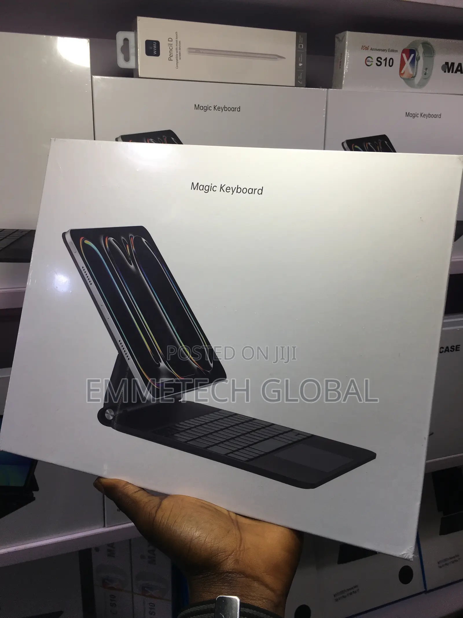 White Color Magic Keyboard (iPad A16/10thgen)