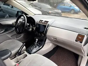 Toyota Corolla 2013 Black
