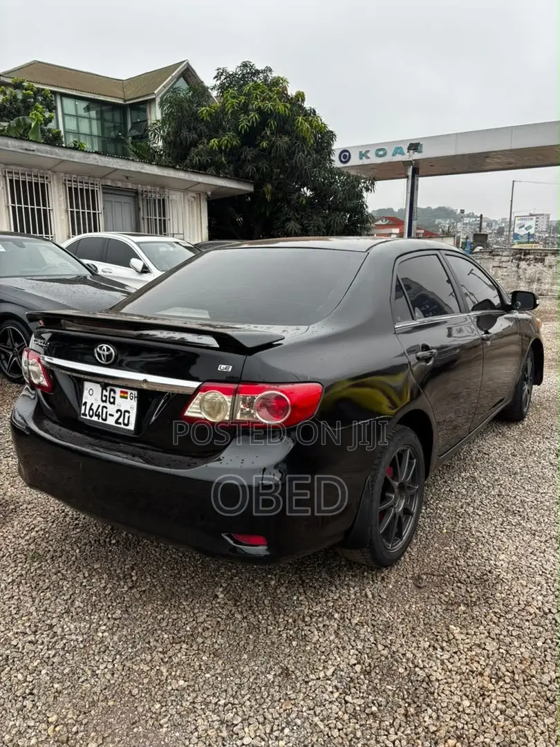 Toyota Corolla 2013 Black