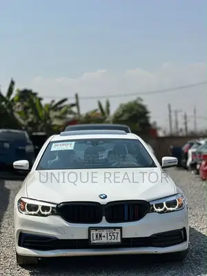 BMW 530i 2020 White