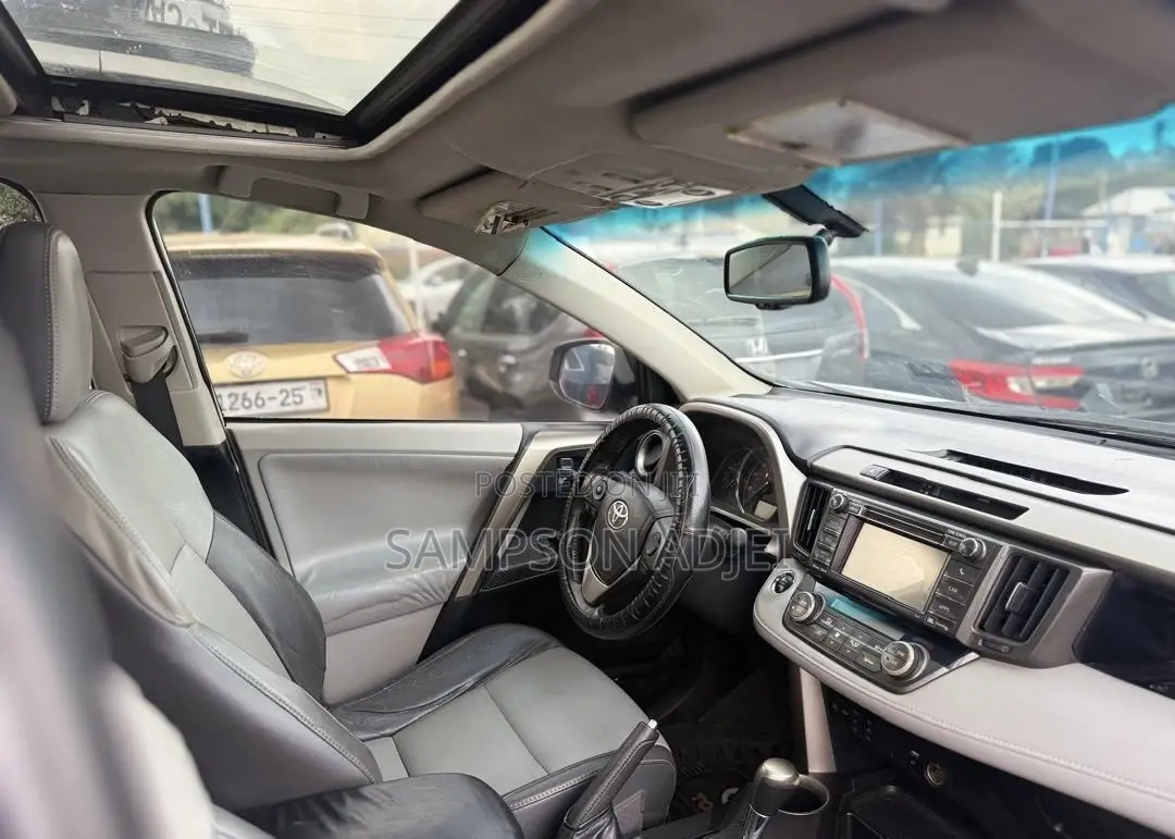 Toyota RAV4 2015 Silver