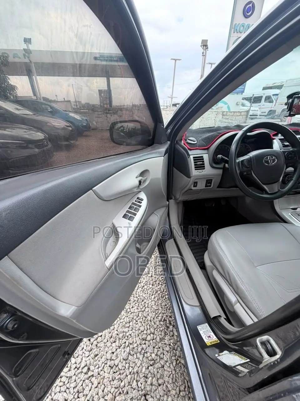 Toyota Corolla 2013 Gray