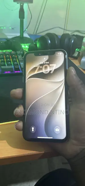Apple iPhone 11 128 GB Green