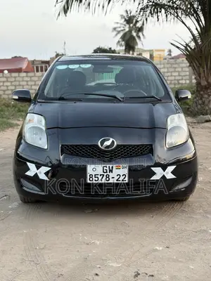 Toyota Vitz 1.0 FWD 5dr 2010 Black
