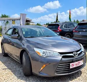 Toyota Camry LE 4dr Sedan (2.5L 4cyl 6A) 2017 Gray
