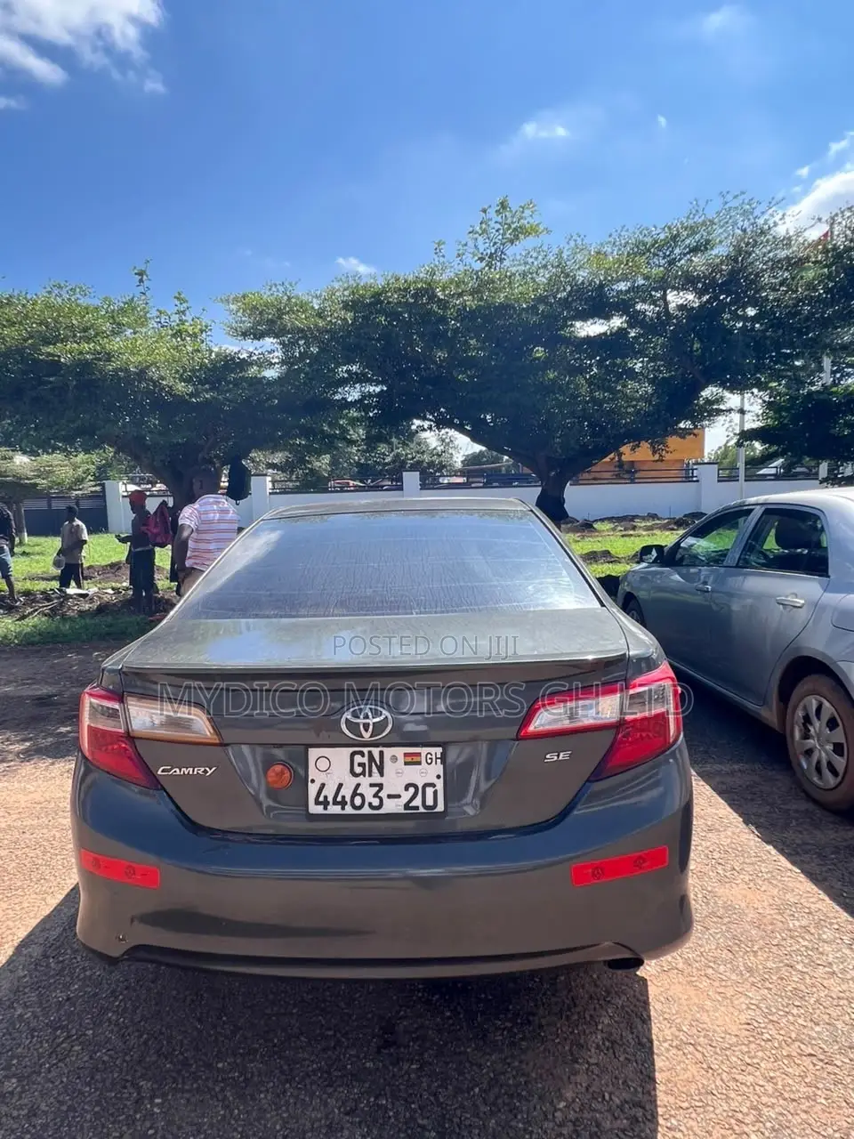 Toyota Camry SE 4dr Sedan (2.5L 4cyl 6A) 2013 Gray