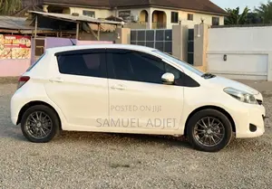 Toyota Vitz 2012 White