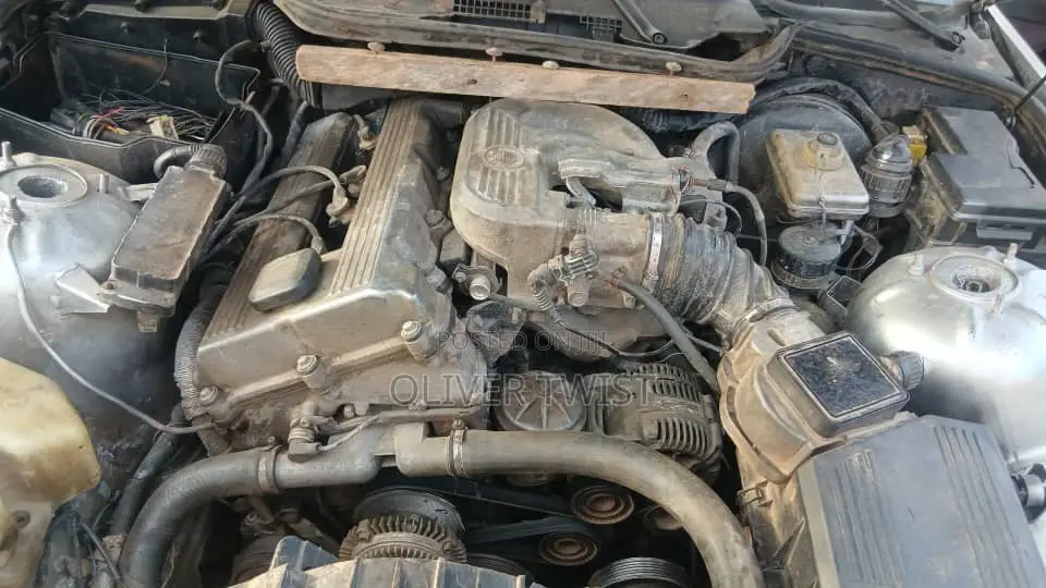 BMW 318i 1996 Silver