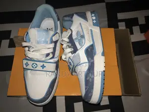 Louis Vuitton Sneaker