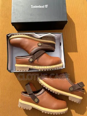 Timberland Premium Convertible Clogs