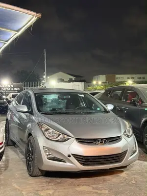 Hyundai Elantra Limited 4dr Sedan (1.8L 4cyl 6A) 2015 Silver