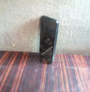 Tecno Spark 16 GB