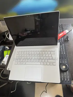 Laptop Microsoft Surface Book 16GB Intel Core i7 SSD 512GB