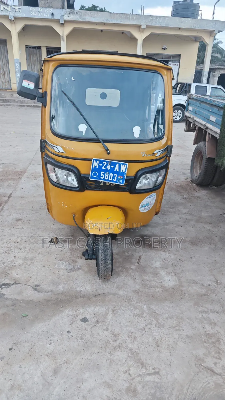 TVS 2024 Yellow