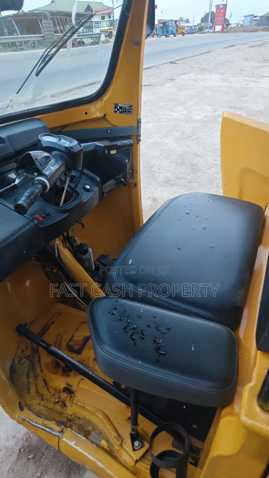 TVS 2024 Yellow