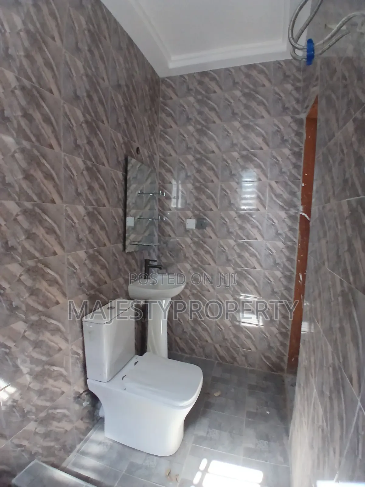 2bdrm Apartment in Sakumono for rent