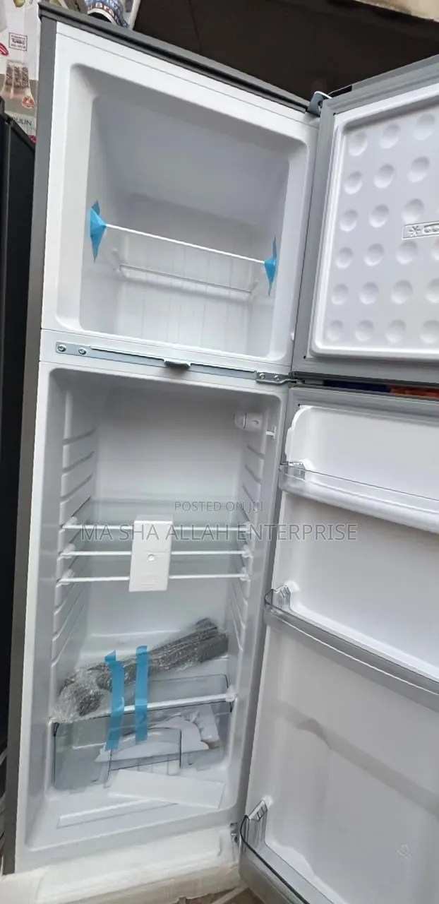 POWERFUL & DURABLE 165 Liters Neon Top Freezer Refrigerator