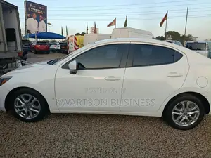 Toyota Yaris iA 1.5 FWD 2017 White