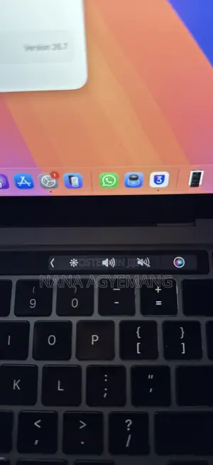 Laptop Apple MacBook Pro 2020 16GB Intel Core i5 SSD 500GB