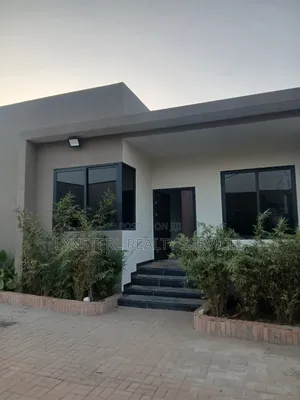3bdrm Townhouse/Terrace in Lynsterl, Frafraha for sale