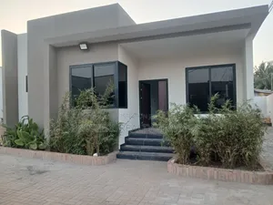 3bdrm Townhouse/Terrace in Lynsterl, Frafraha for sale