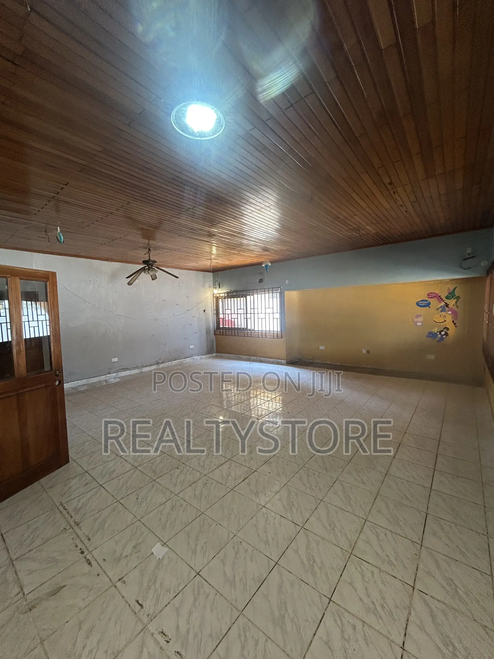 Executive 5 Bedroom Self Compound for Rent at Haatso