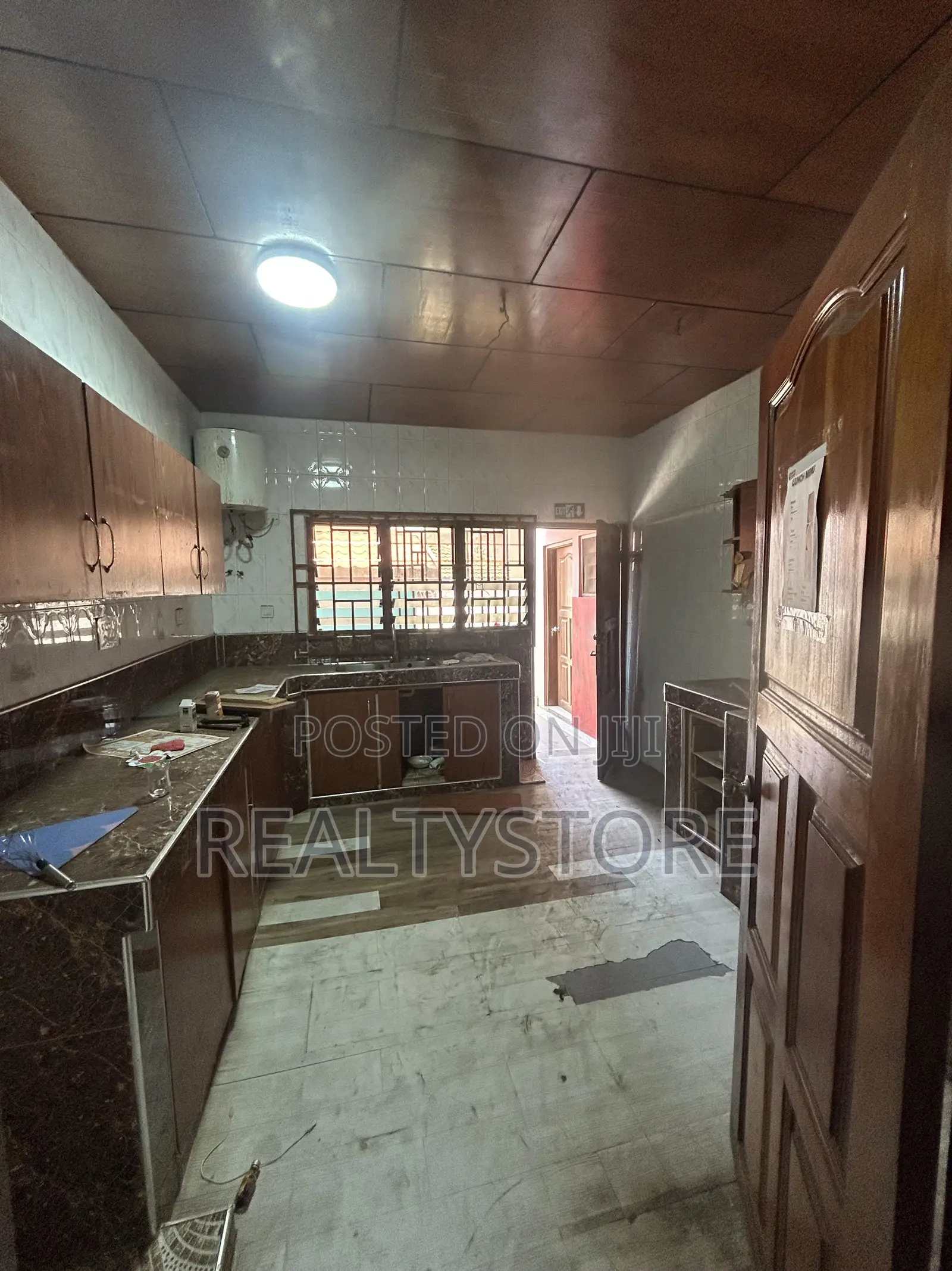 Executive 5 Bedroom Self Compound for Rent at Haatso