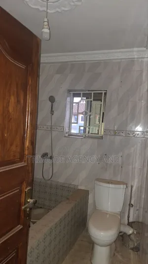 3bdrm Apartment in Trimude Agency And, Kumasi Metropolitan for rent