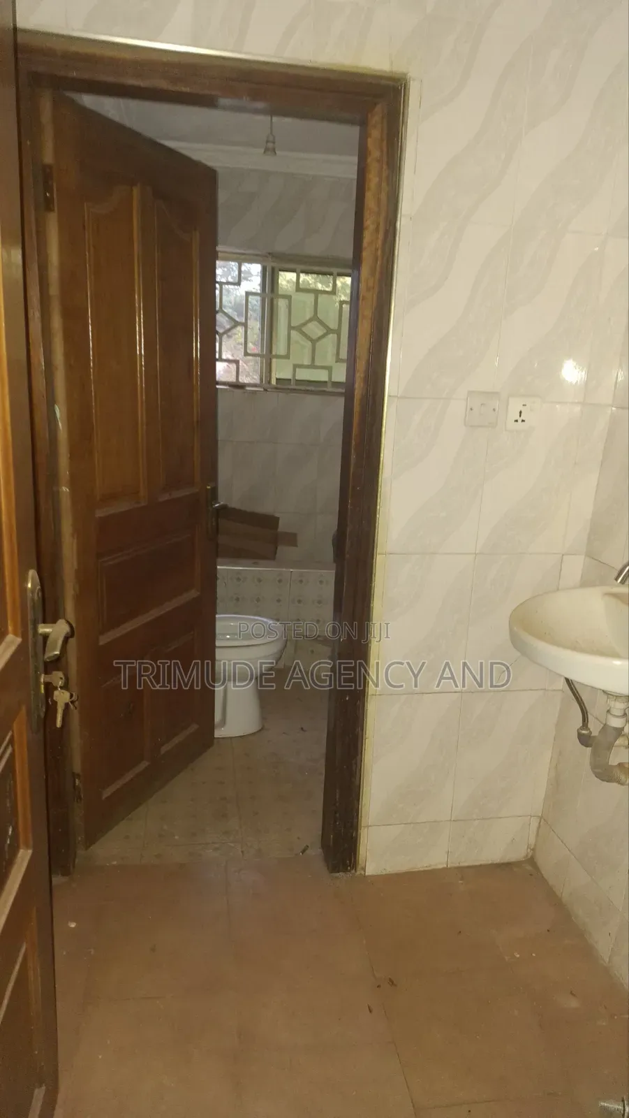 3bdrm Apartment in Trimude Agency And, Kumasi Metropolitan for rent