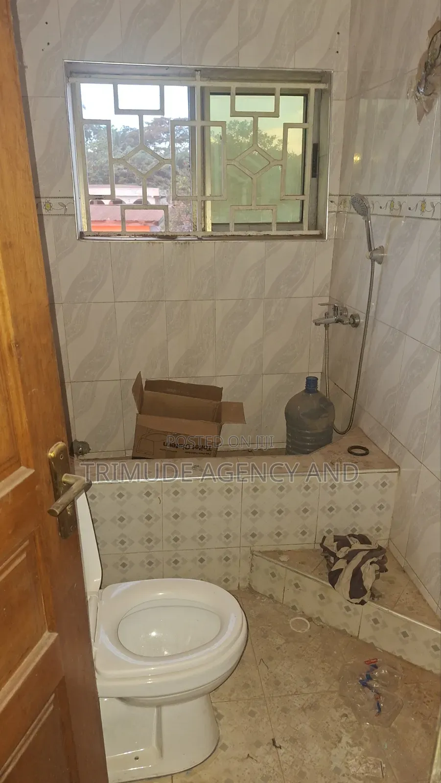 3bdrm Apartment in Trimude Agency And, Kumasi Metropolitan for rent