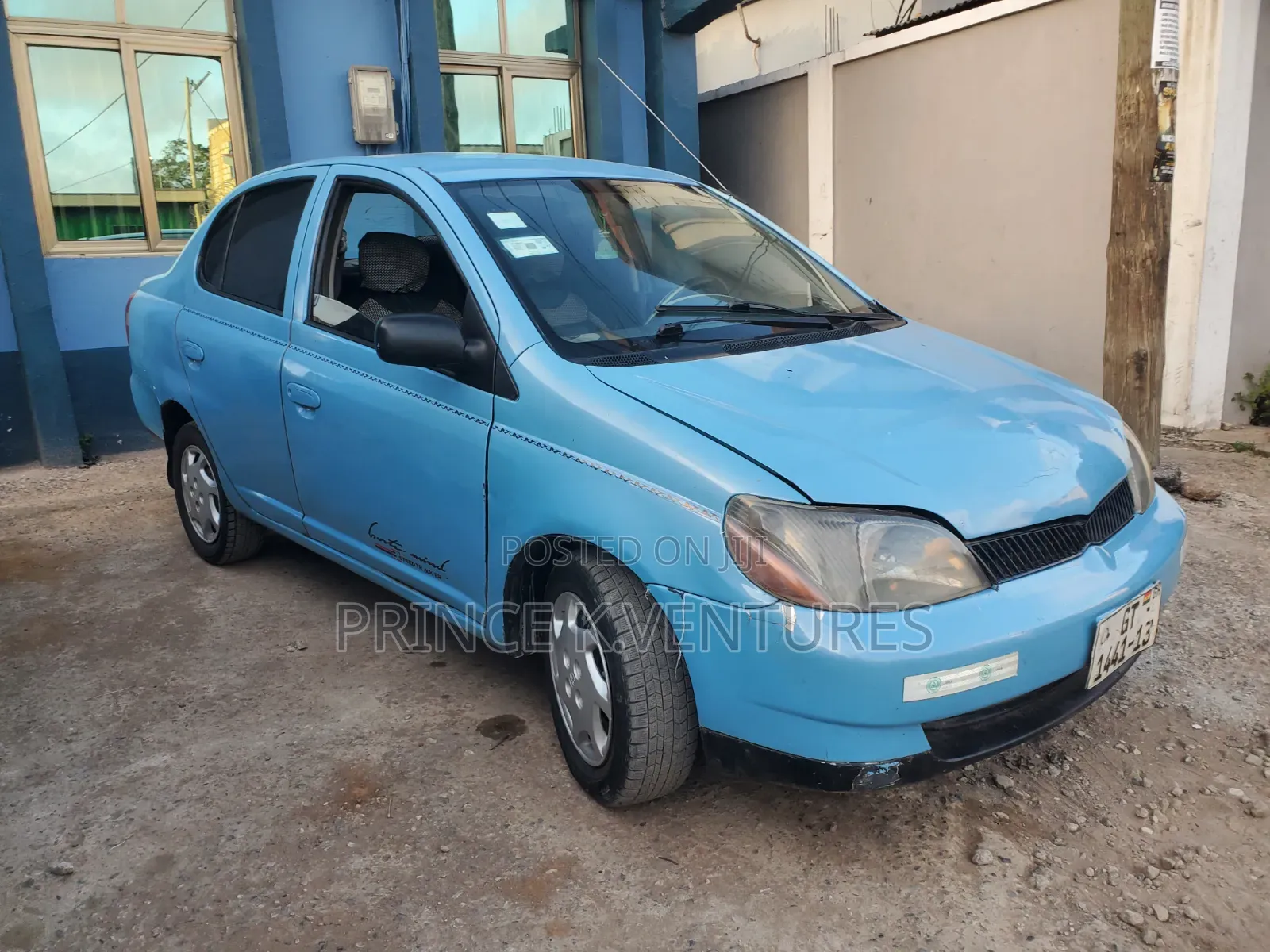 Toyota Echo Sedan 2005 Blue