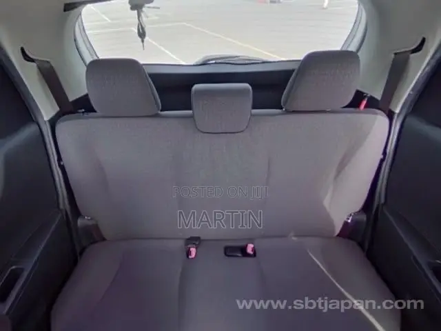 Toyota Vitz 2014 Pearl
