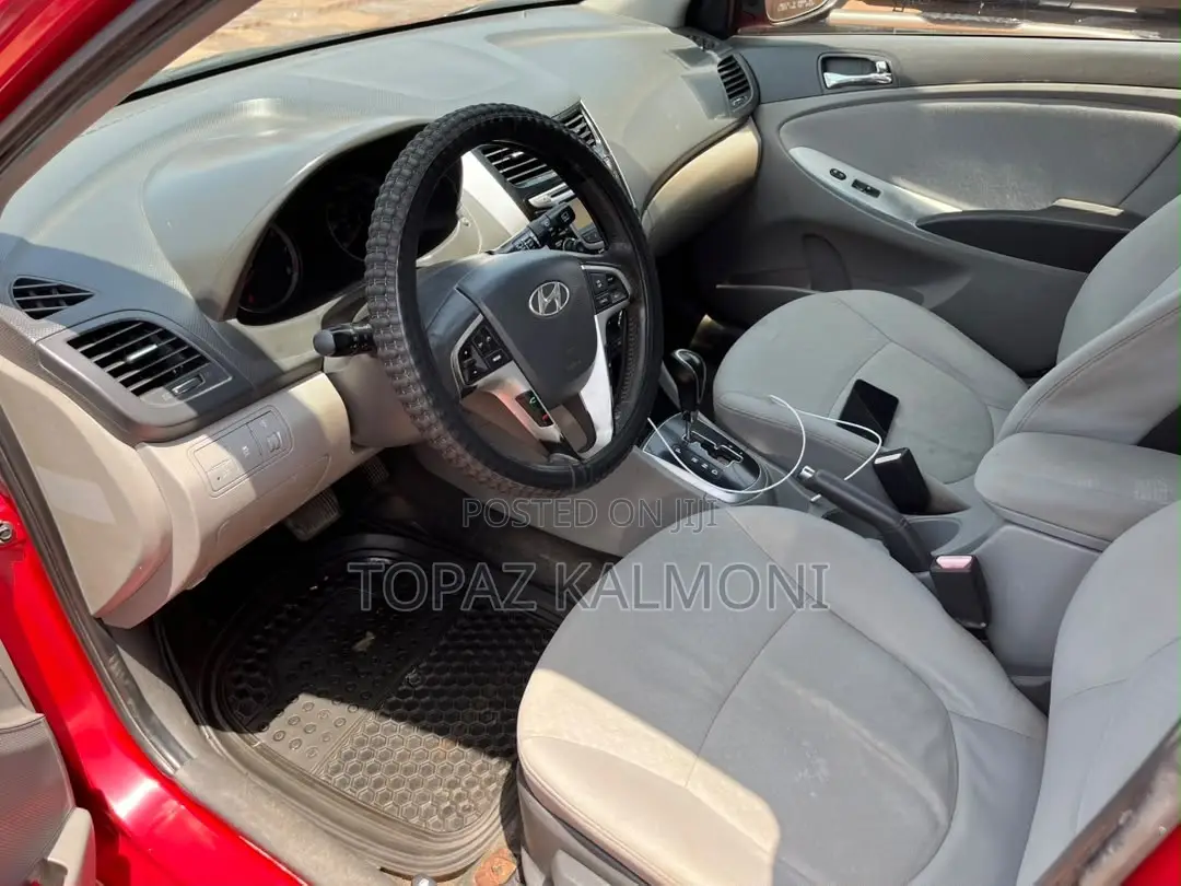 Hyundai Accent 2014 Red