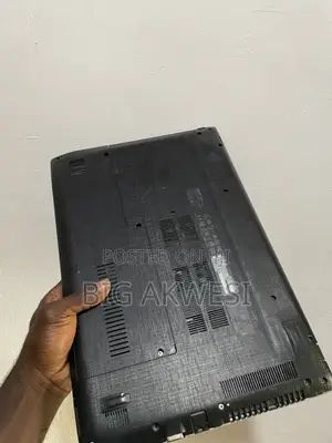 Laptop Acer Aspire E5-576G 2GB Nvidia HDD+SSD 1T