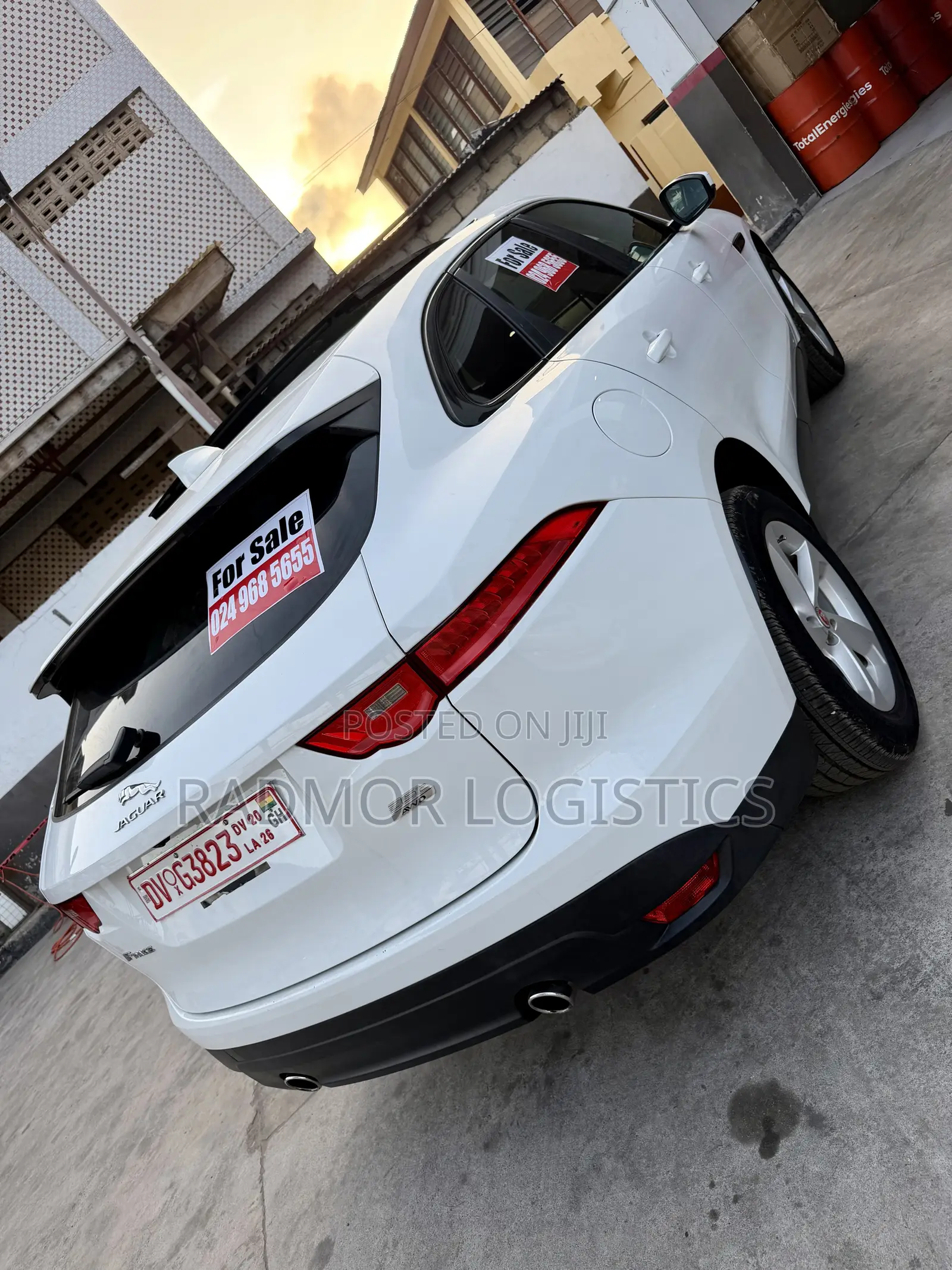 Jaguar F-Pace 35t Premium 2017 White