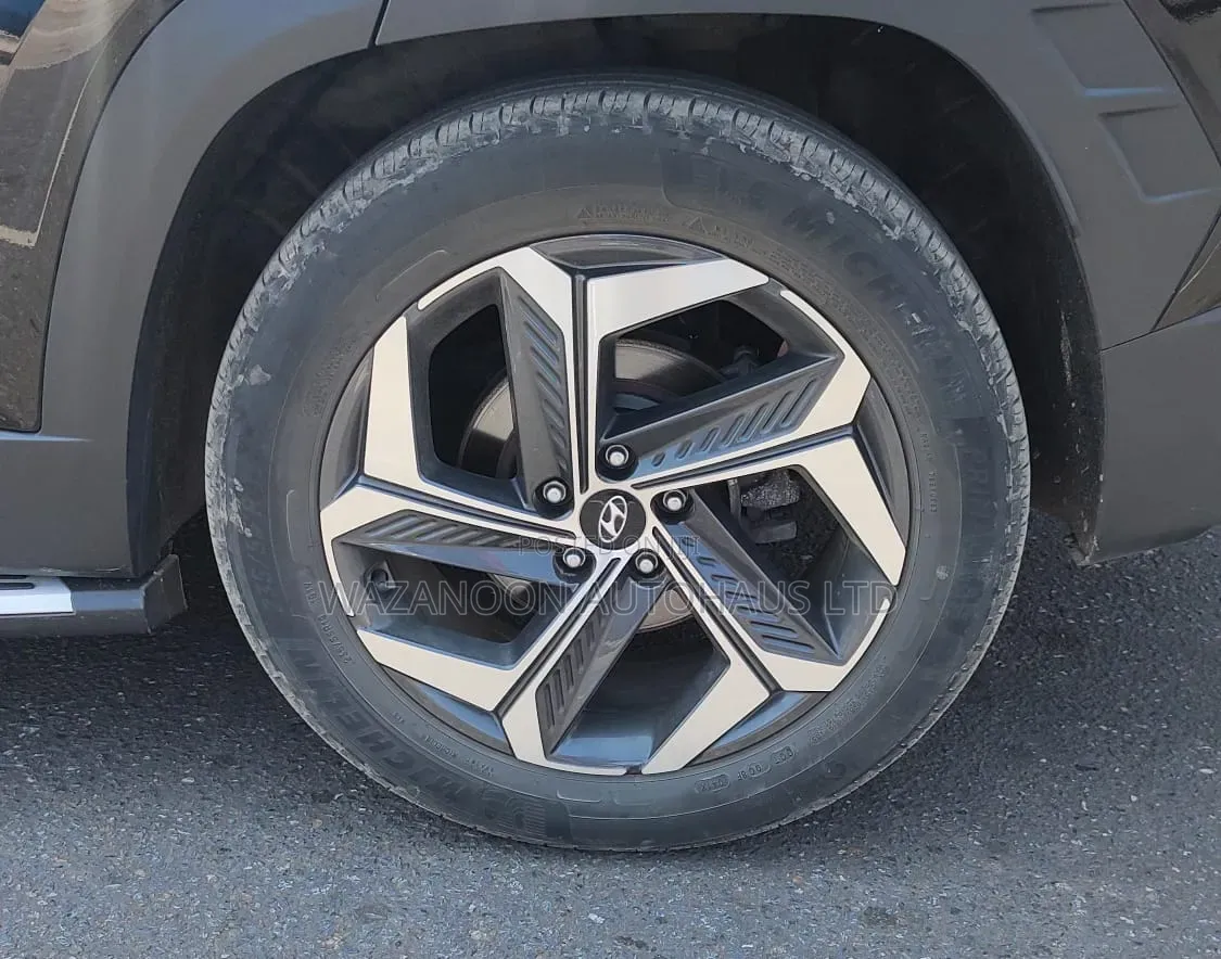 Hyundai Tucson Sport 2021 Black