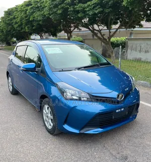 Toyota Vitz 1.3 FWD 3dr 2015 Blue