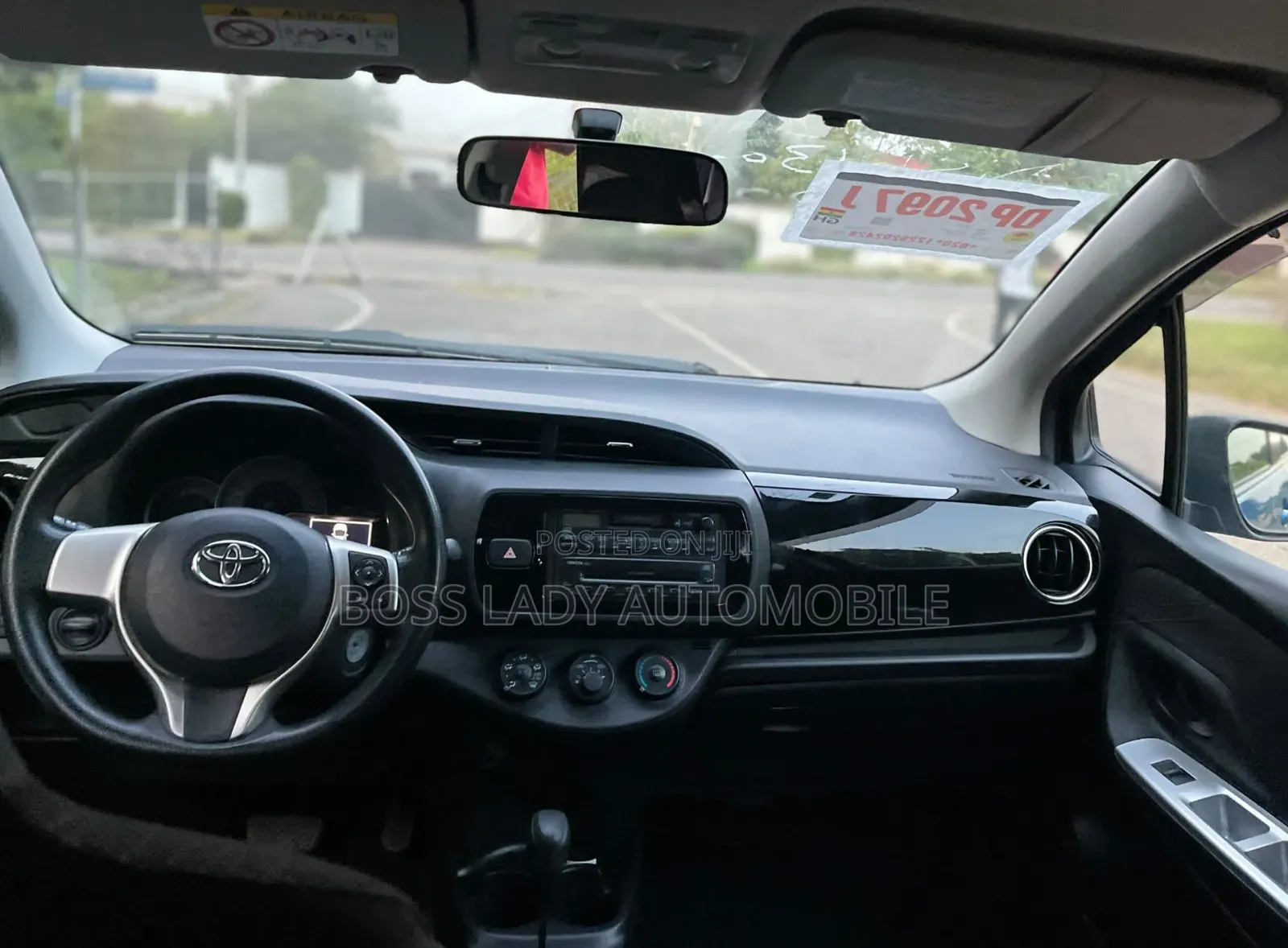Toyota Vitz 1.3 FWD 3dr 2015 Blue