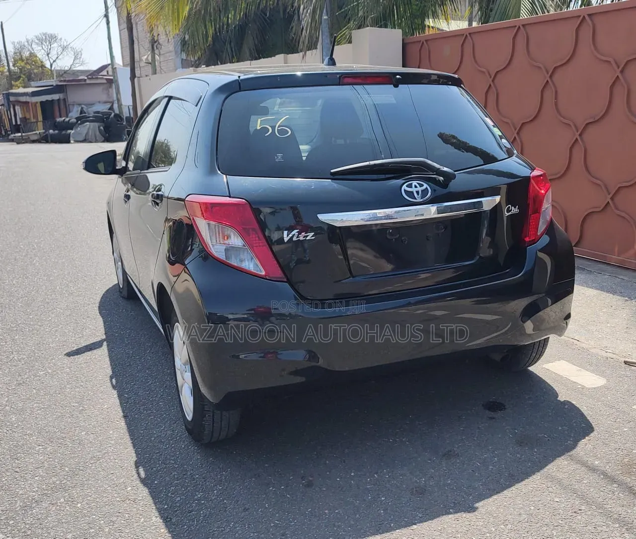 Toyota Vitz 1.3 FWD 5dr 2013 Black