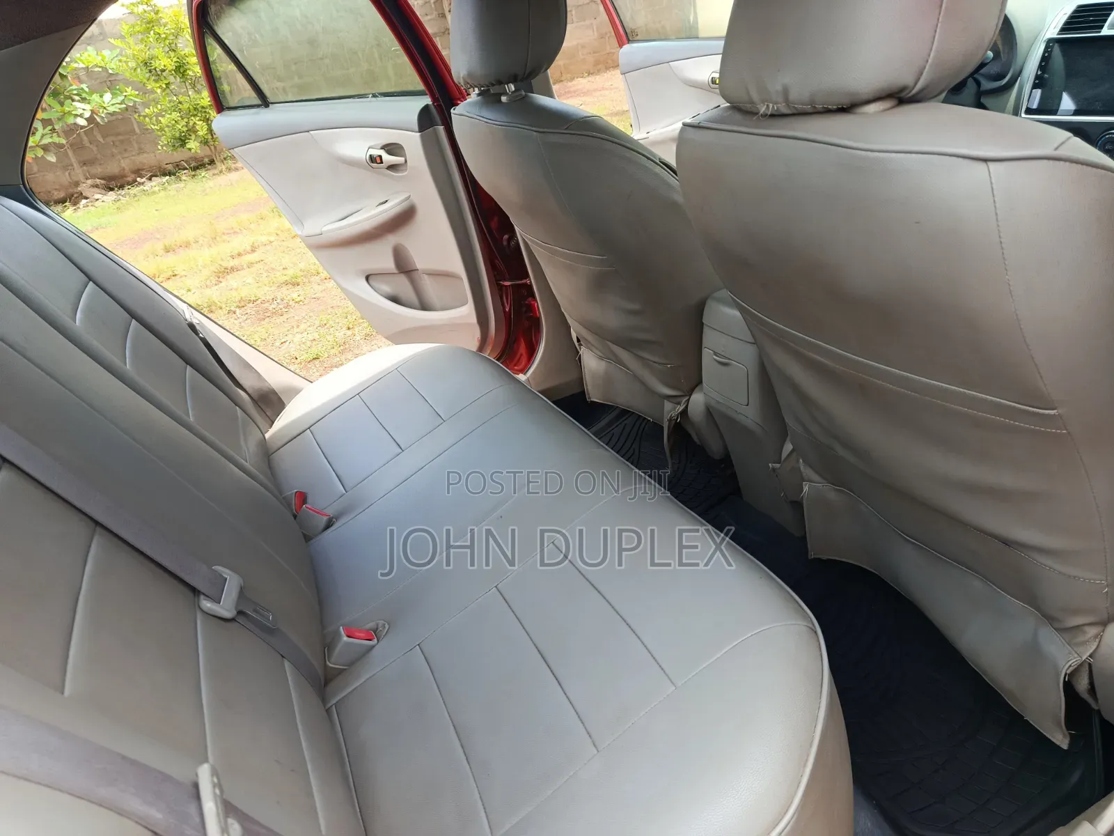 Toyota Corolla 2011 Red