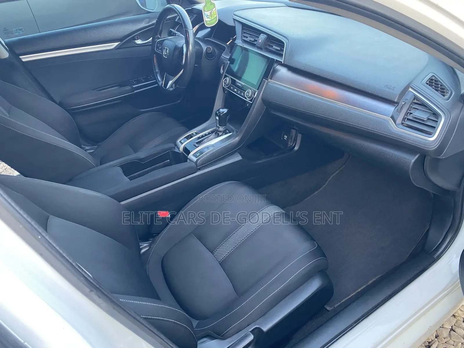 Honda Civic EX 4dr Sedan (2.0L 4cyl) 2017 White