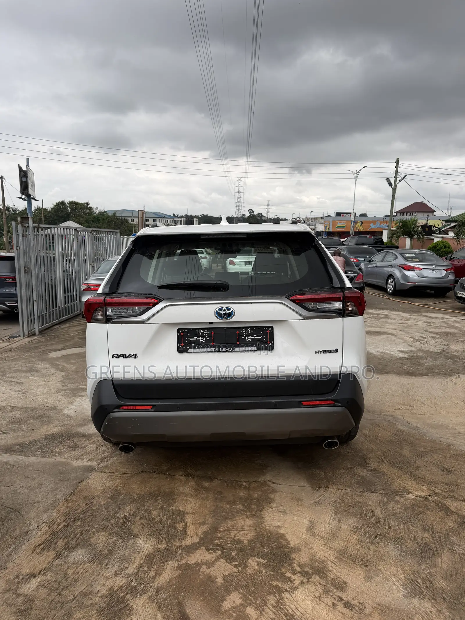 Toyota RAV4 LE AWD 2023 White