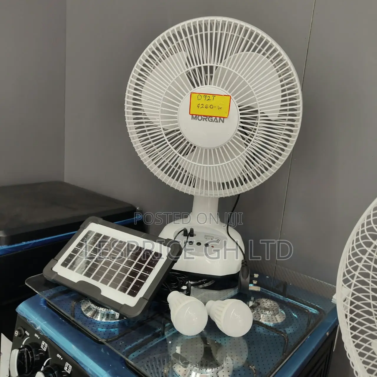 Promo Promo on Our Best Rechargeable Fan With Solar Panels & Led Light