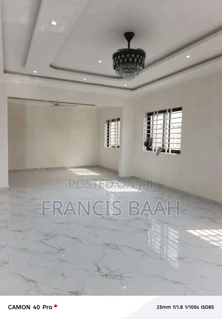 3bdrm House in Shining Star Real, Awutu Senya West for sale