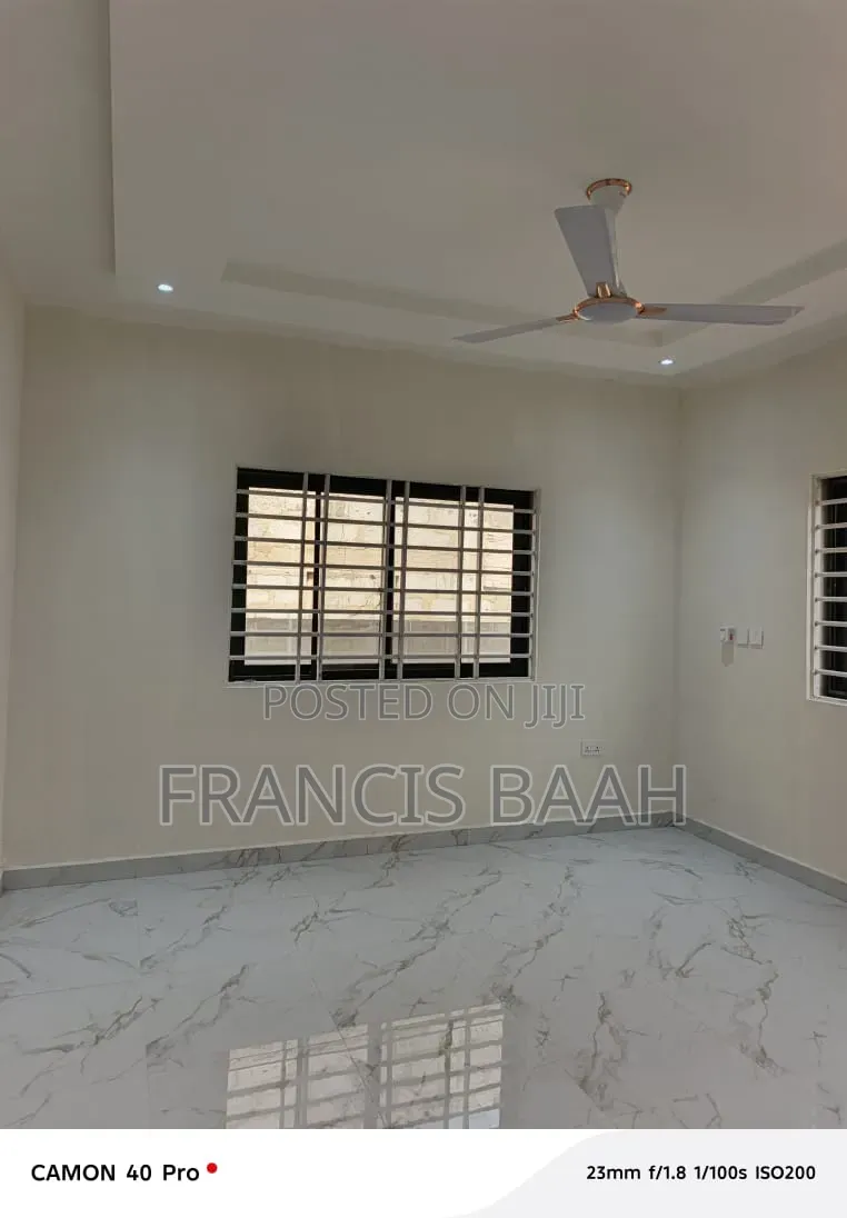 3bdrm House in Shining Star Real, Awutu Senya West for sale