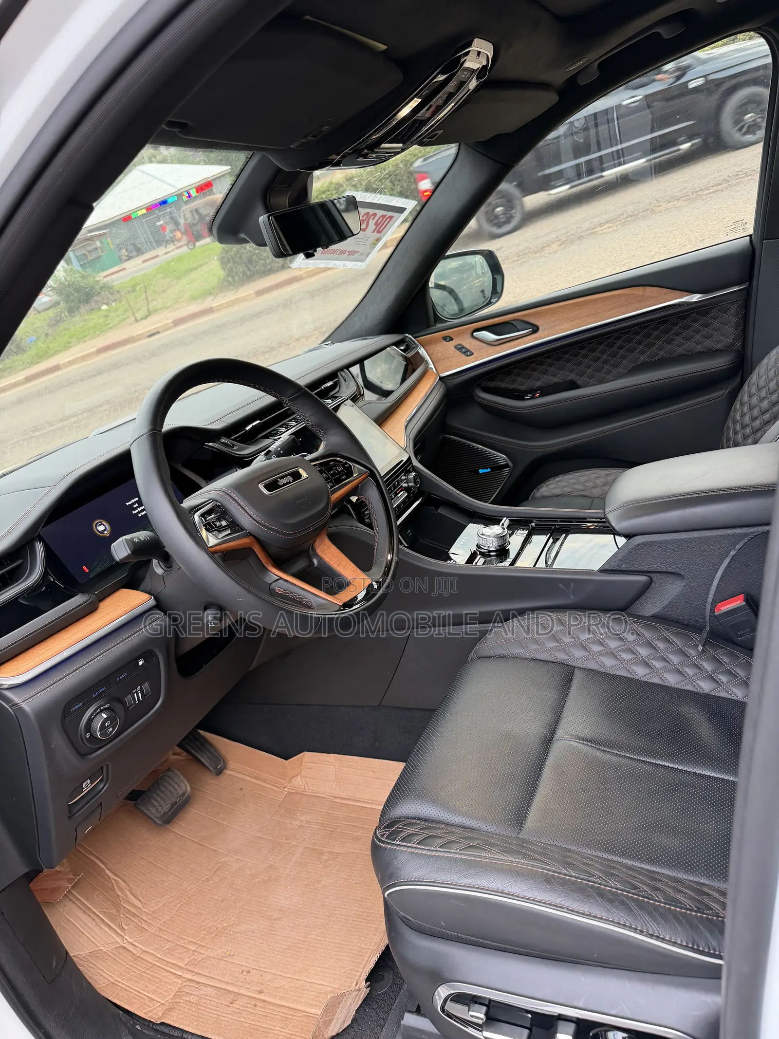 Jeep Grand Cherokee 4xe Summit Reserve 4WD 2023 White