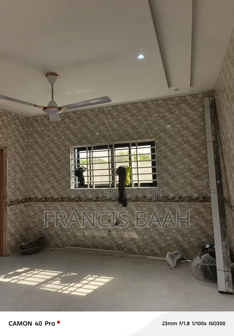 3bdrm House in Shining Star Real, Awutu Senya West for sale
