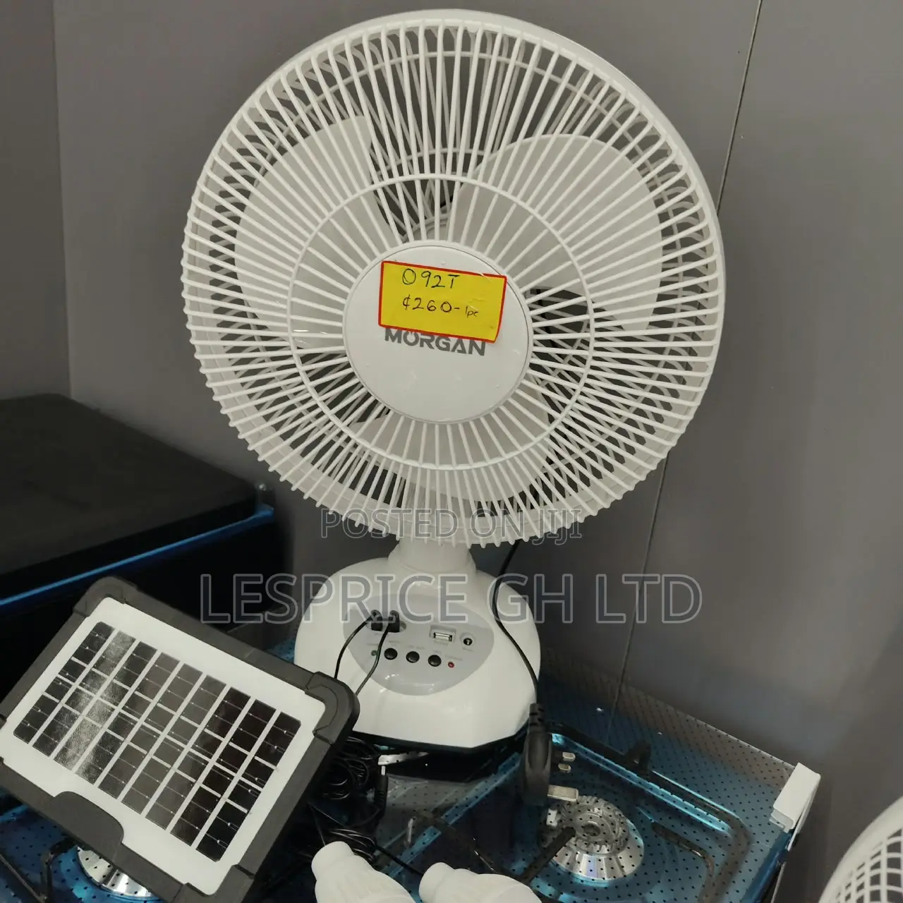 Falaa Deal of the Moment on Our Solid Rechargeable Solar Fan With Bulb